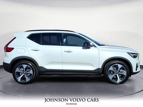 New 2026 Volvo XC40 B5 Plus w/ Protection Package Premier image 2