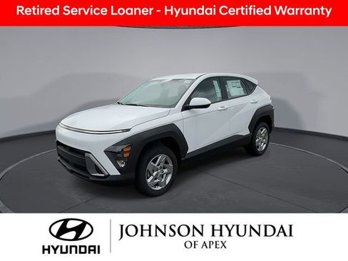 Certified 2025 Hyundai Kona SE AWD/4WD image 4