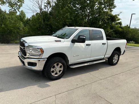 Certified 2024 RAM 2500 Big Horn AWD/4WD image 14