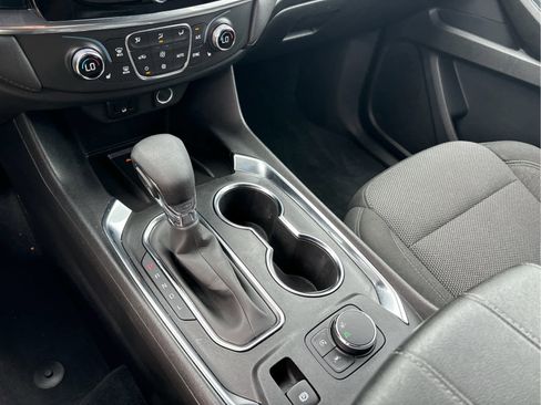 Certified 2023 Chevrolet Traverse LT FWD image 15