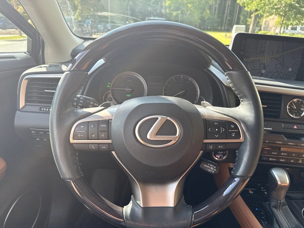 Used 2022 Lexus RX 450h AWD w/ Luxury Package image 13