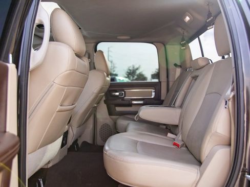 Used 2016 RAM 1500 Laramie w/ Convenience Group RWD image 27