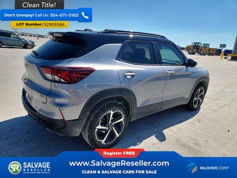Used 2023 Chevrolet TrailBlazer RS w/ Sun and Liftgate Package FWD image 4