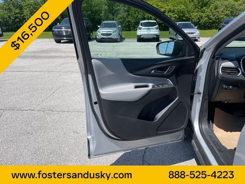 Used 2019 Chevrolet Equinox LS FWD image 14