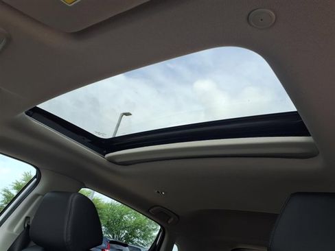 New 2026 Honda HR-V EX-L image 7