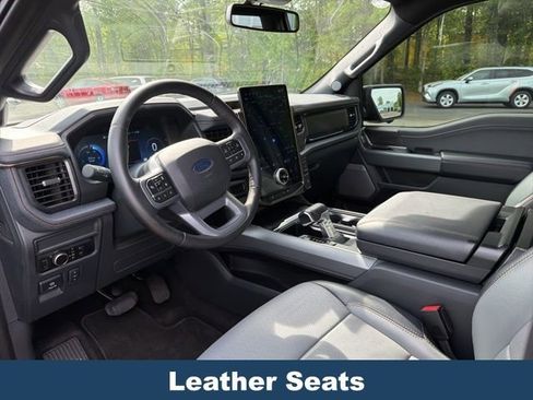 Used 2025 Ford F150 Lightning Lariat image 4