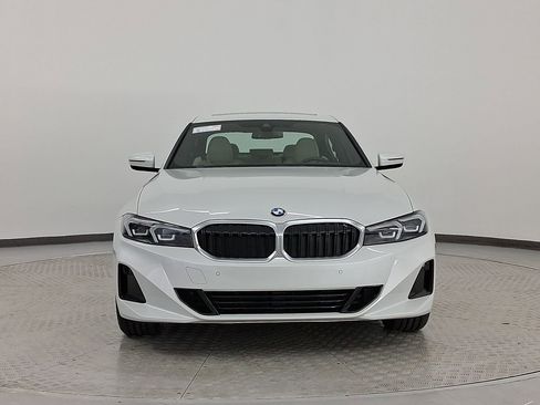 Used 2023 BMW 330i Sedan w/ Convenience Package image 6
