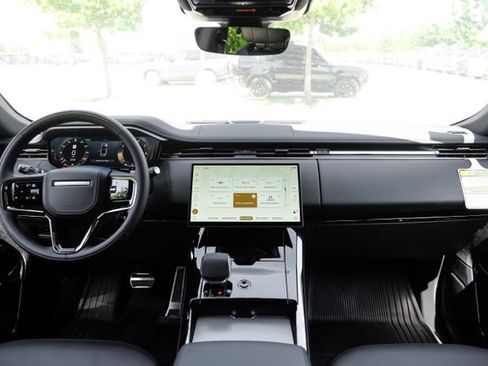 New 2026 Land Rover Range Rover Sport Dynamic SE AWD/4WD image 16