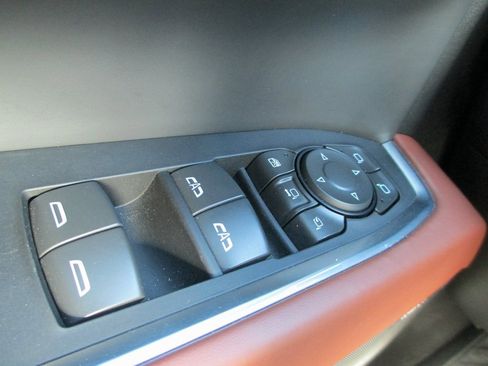 Certified 2025 GMC Sierra 2500 Denali Ultimate image 26