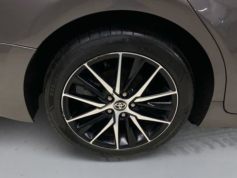 Used 2022 Toyota Camry SE FWD image 15