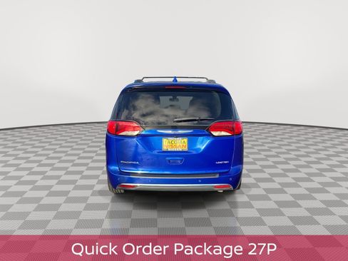 Used 2019 Chrysler Pacifica Limited image 8