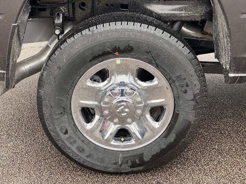 New 2026 RAM 2500 Tradesman AWD/4WD image 4