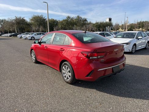 Used 2023 Kia Rio S image 3