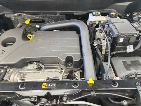 Used 2024 Chevrolet Equinox LT w/ LPO, Floor Liner Package FWD image 20