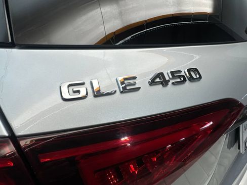Used 2021 Mercedes-Benz GLE 450 4MATIC image 23