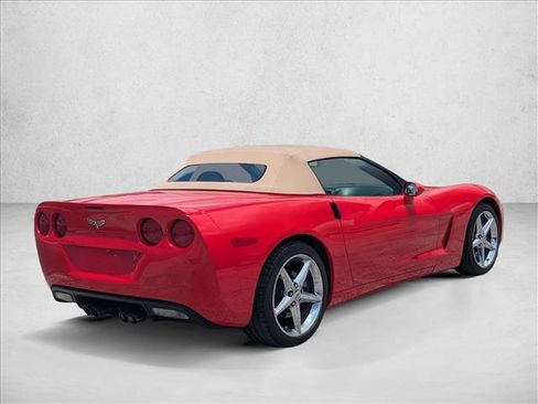 Used 2011 Chevrolet Corvette Convertible w/ Preferred Equipment Group RWD image 5