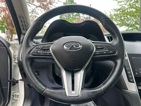 Used 2019 INFINITI Q50 Luxe w/ All Weather Package (L93) AWD/4WD image 7