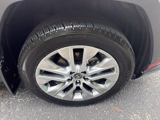 Used 2024 Toyota RAV4 XLE Premium FWD image 13