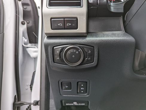 Used 2022 Ford F350 Lariat w/ Lariat Ultimate Package image 15