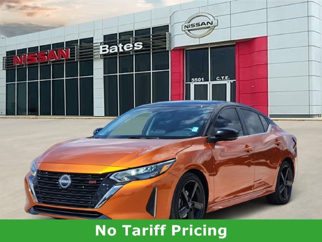 Used 2024 Nissan Sentra SR w/ SR Premium Package FWD image 2