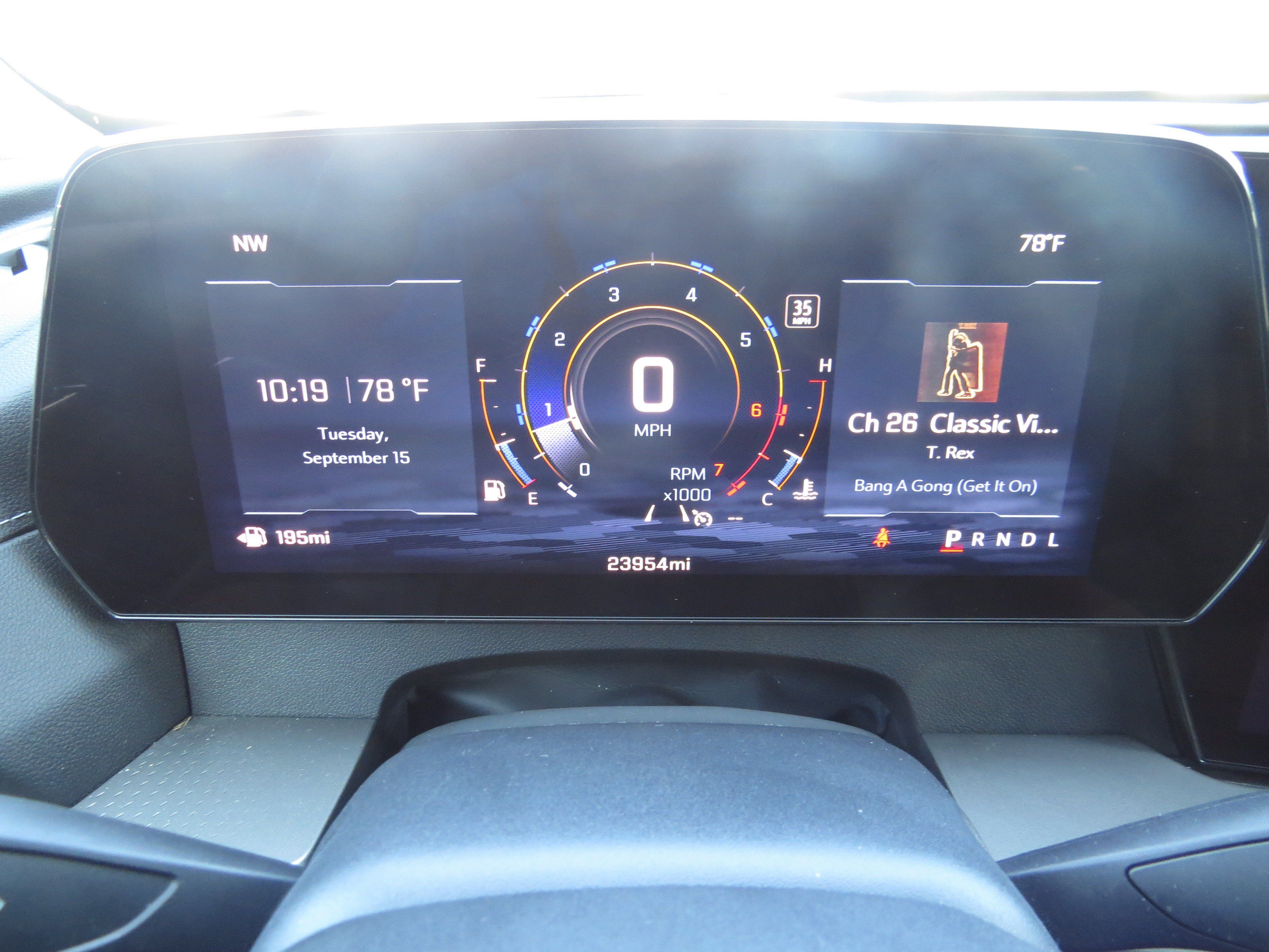 Used 2026 Chevrolet Traverse LT w/ Driver Confidence Package FWD image 32