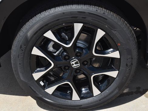 New 2026 Honda HR-V EX-L image 12