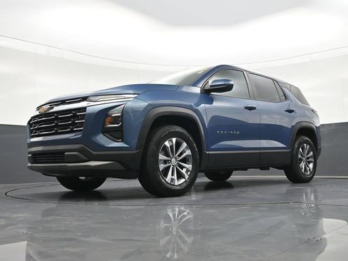 Used 2025 Chevrolet Equinox LT FWD image 27