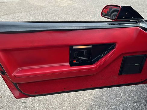 Used 1989 Chevrolet Corvette Convertible image 11
