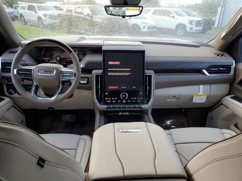 New 2026 GMC Yukon Denali w/ Denali Reserve Package image 12