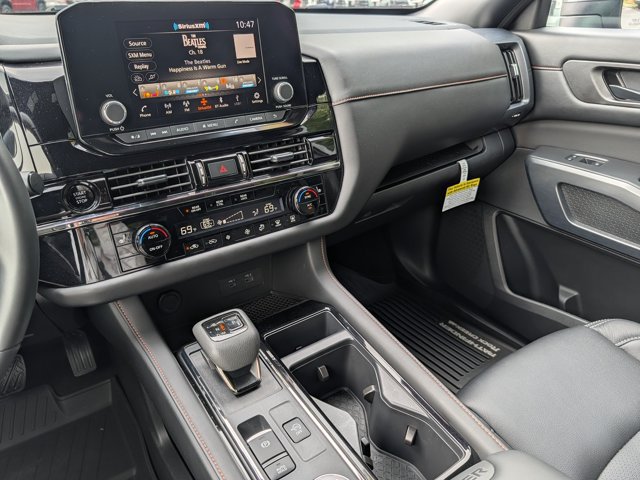 Used 2025 Nissan Pathfinder Rock Creek AWD/4WD image 25