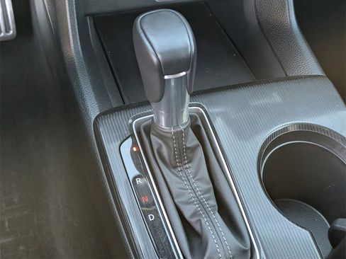 Used 2025 Honda Civic Sport image 22