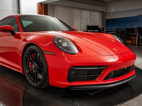 Certified 2024 Porsche 911 Carrera GTS image 19