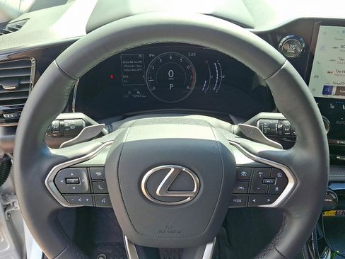 Used 2025 Lexus NX 350 AWD w/ Accessory Package (2T) image 19