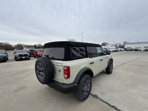 New 2025 Ford Bronco Big Bend AWD/4WD image 3
