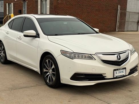 Used 2015 Acura TLX FWD image 4