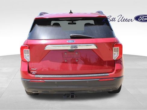 Used 2022 Ford Explorer XLT RWD image 6