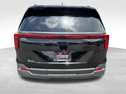 New 2026 Kia Carnival SX w/ SX Dark Edition Package FWD image 6