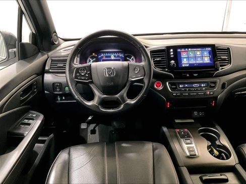 Used 2022 Honda Pilot TrailSport image 18