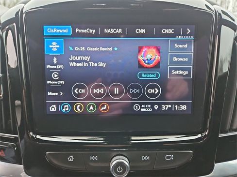 Certified 2023 Chevrolet Traverse Premier w/ LPO, Floor Liner Package image 13