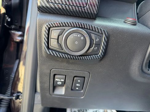 Used 2019 Ford F150 XLT w/ Equipment Group 302A Luxury image 15