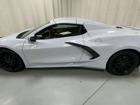 Used 2024 Chevrolet Corvette Stingray Premium Conv w/ 3LT RWD image 5