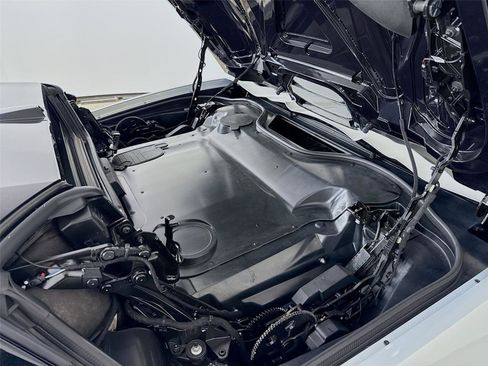 Used 2021 Chevrolet Corvette Stingray Preferred Conv w/ Battery Protection Package image 28