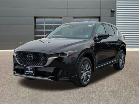 New 2025 MAZDA CX-5 Signature image 3