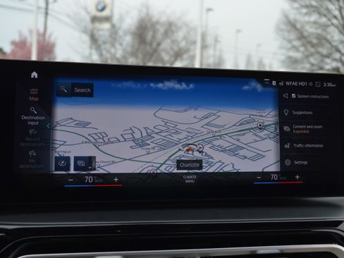 Used 2023 BMW 230i Coupe w/ Premium Package image 17