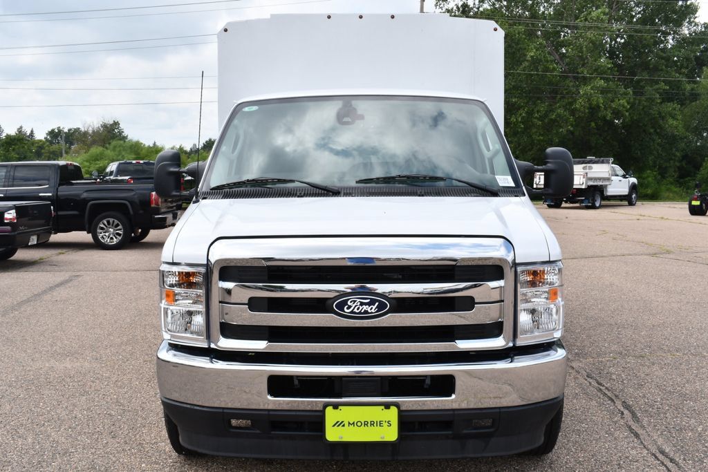 New 2026 Ford E-350 and Econoline 350 Super Duty w/ Power Equipment Group RWD image 3