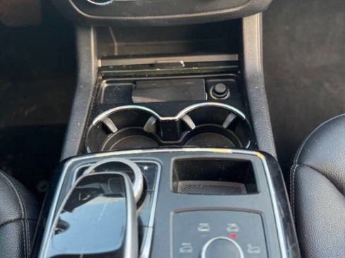 Used 2018 Mercedes-Benz GLE 350 w/ Premium 1 Package image 27