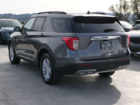 Used 2024 Ford Explorer XLT w/ Equipment Group 202A AWD/4WD image 6