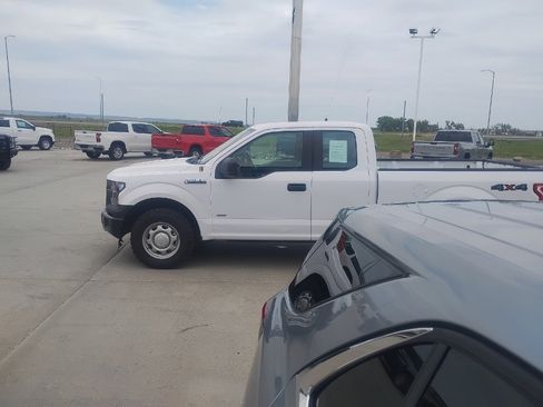 Used 2017 Ford F150 XL w/ Equipment Group 101A Mid AWD/4WD image 2