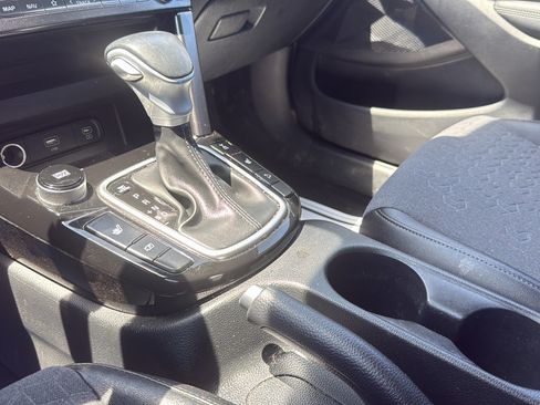 Used 2024 Kia Seltos S AWD/4WD image 30