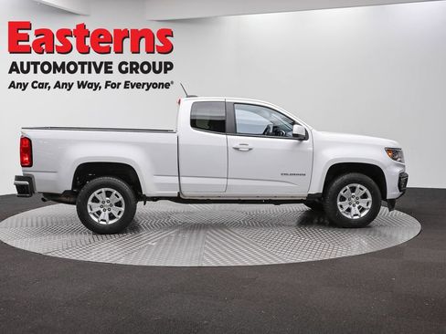 Used 2022 Chevrolet Colorado LT w/ Fleet Safety Package RWD image 4